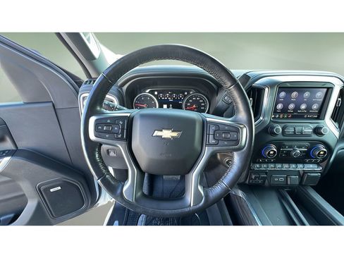 Used 2020 Chevrolet Silverado 2500 LTZ w/ LTZ Premium Package image 22