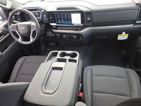 New 2025 Chevrolet Silverado 1500 LT image 18
