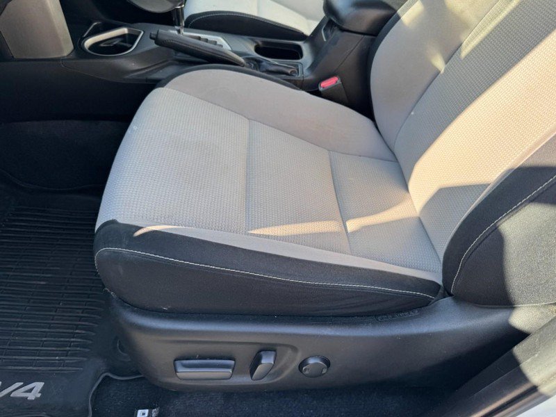 Used 2018 Toyota RAV4 XLE w/ Plus Extra Value Package AWD/4WD image 15