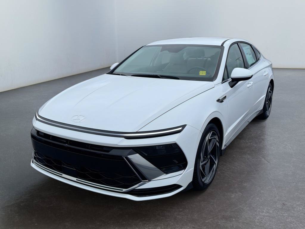 New 2026 Hyundai Sonata SEL AWD/4WD image 1