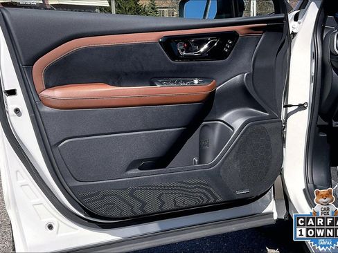 Certified 2025 Subaru Forester Touring image 22