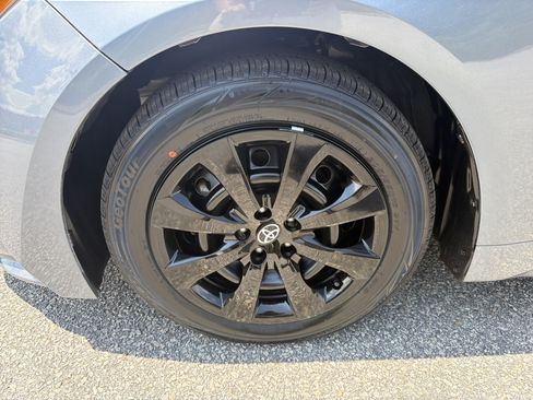 Certified 2023 Toyota Corolla LE FWD image 21