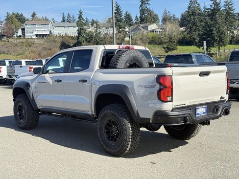 New 2026 Chevrolet Colorado ZR2 w/ ZR2 Bison Edition image 3