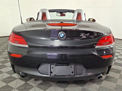 Used 2012 BMW Z4 sDrive35i image 9