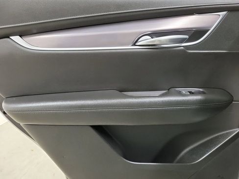 Used 2019 Cadillac XT5 Luxury w/ LPO, Radiant Package image 14