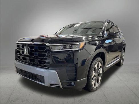New 2026 Honda Pilot Touring image 1