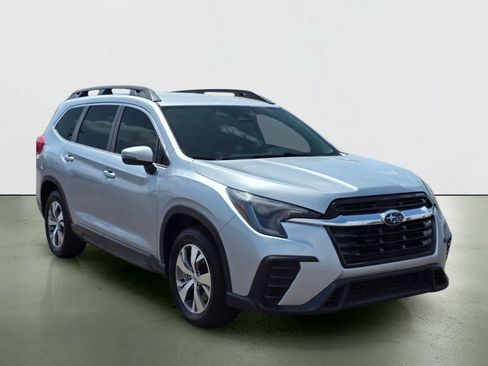 Used 2023 Subaru Ascent Premium w/ Convenience Package AWD/4WD image 8