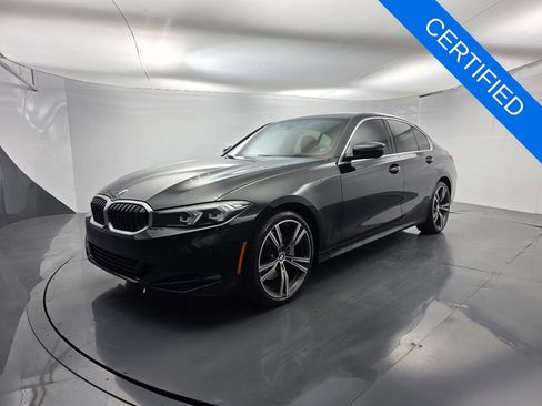 Used 2024 BMW 330i 330i w/ Premium Package image 8