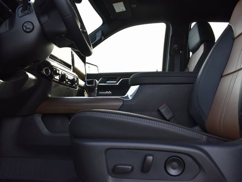 New 2026 Chevrolet Silverado 1500 High Country image 7