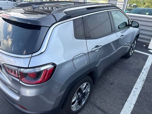 Used 2018 Jeep Compass Limited AWD/4WD image 6