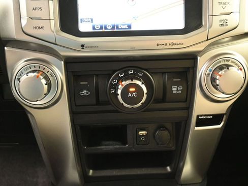 Certified 2017 Toyota 4Runner SR5 Premium w/ Convenience Package image 23