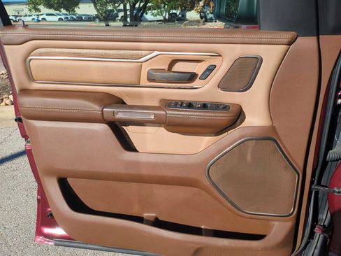 Used 2019 RAM 1500 Laramie Longhorn image 23