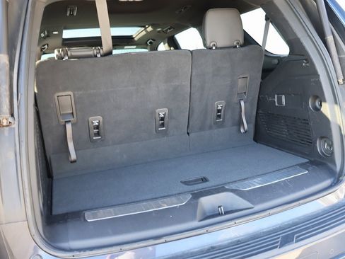 Used 2023 Chevrolet Tahoe Z71 image 16