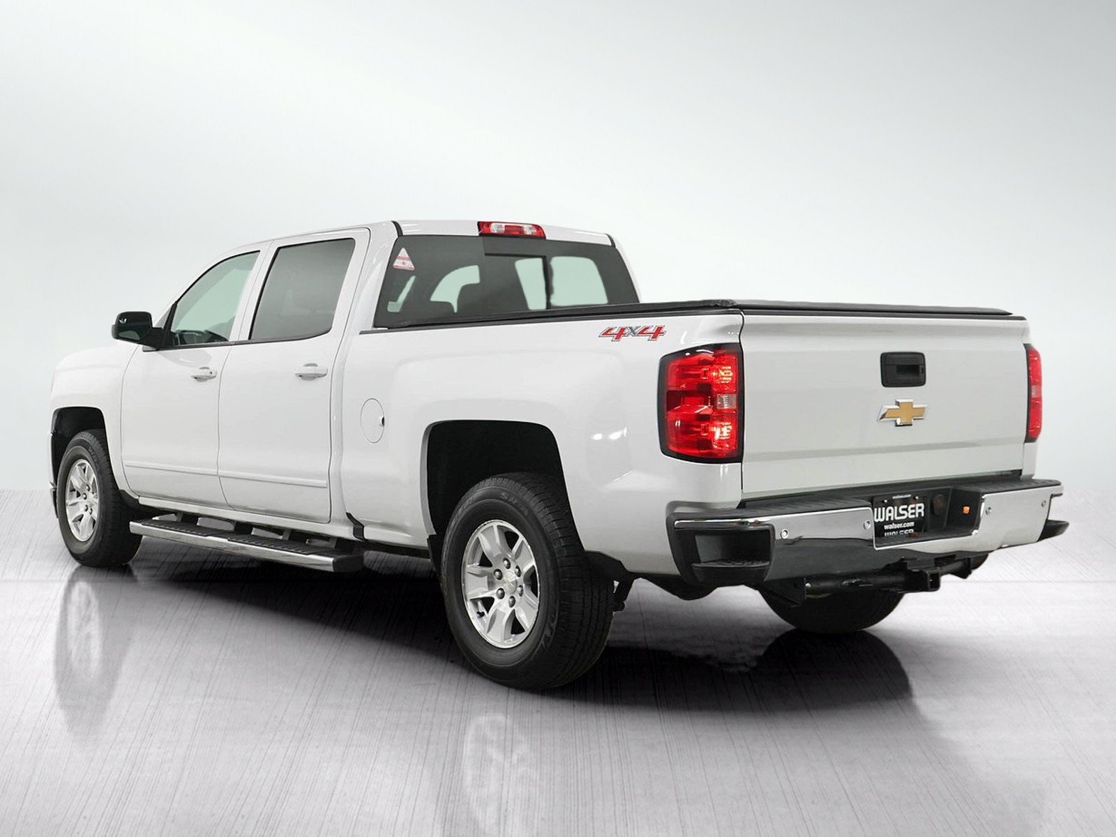Used 2017 Chevrolet Silverado 1500 LT w/ LT Fleet Plus Package AWD/4WD image 3