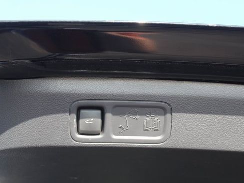 Used 2024 Lincoln Navigator L Reserve image 11