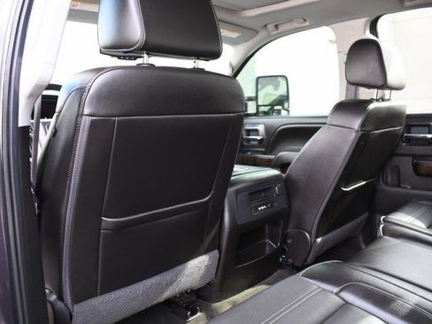 Used 2016 GMC Sierra 2500 Denali w/ Duramax Plus Package image 22