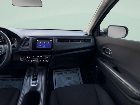 Used 2017 Honda HR-V EX image 25