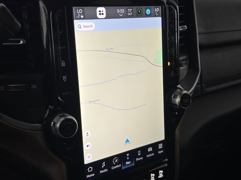 Used 2024 RAM 2500 Laramie w/ Safety Group image 20