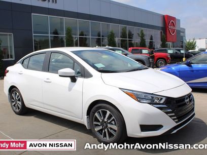 New 2025 Nissan Versa SV w/ Trunk Package