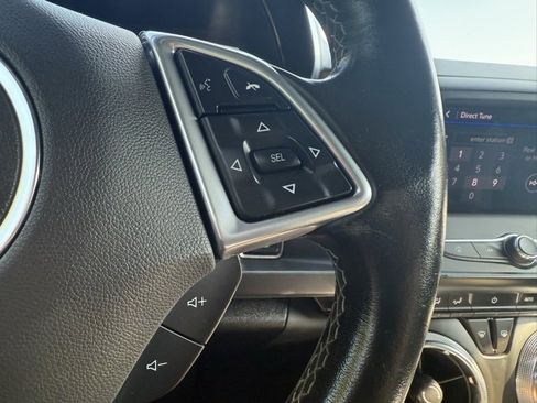 Used 2021 Chevrolet Camaro LT image 15