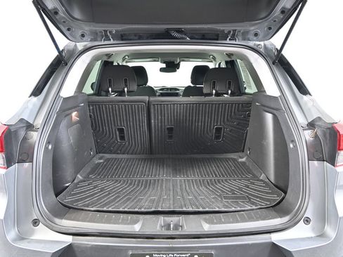 Used 2023 Chevrolet TrailBlazer LT w/ Convenience Package image 16