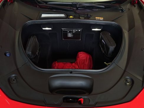 Used 2021 Ferrari F8 Tributo RWD image 23