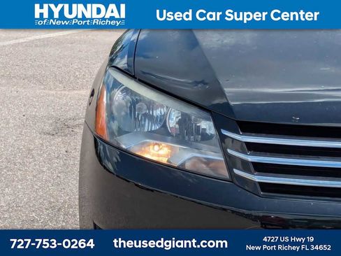 Used 2014 Volkswagen Passat 1.8T SE FWD image 9