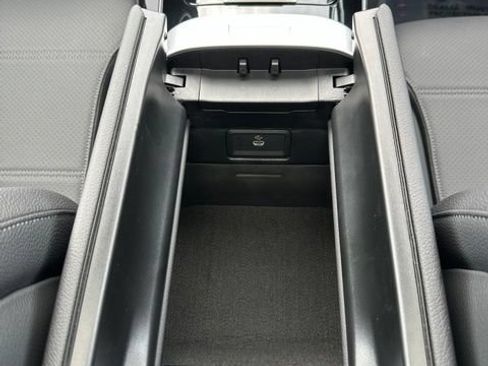 Used 2026 Mercedes-Benz C 300 4MATIC Sedan image 31