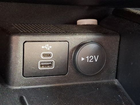 Certified 2024 Ford Escape Active AWD/4WD image 23