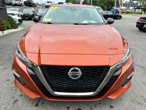 Used 2020 Nissan Altima 2.5 SR w/ Premium Package FWD image 8