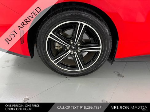 Used 2024 Ford Mustang Premium RWD image 13
