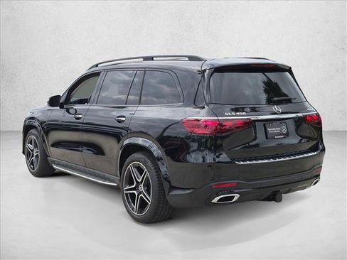 Used 2026 Mercedes-Benz GLS 450 4MATIC image 7