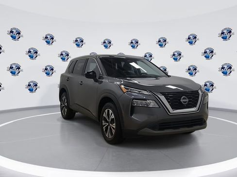 Used 2023 Nissan Rogue SV image 7