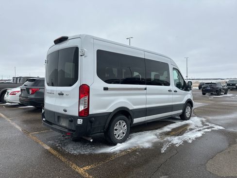 Used 2024 Ford Transit 350 XLT image 3