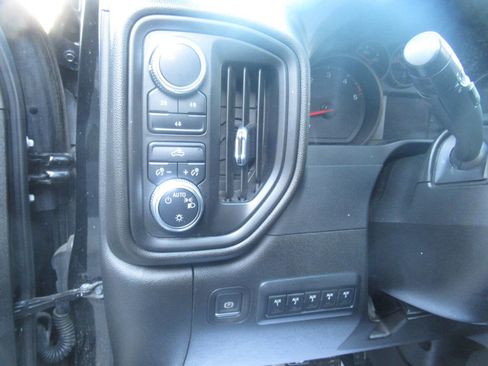 Used 2022 GMC Sierra 3500 Pro w/ Gooseneck/5TH Wheel Package AWD/4WD image 18