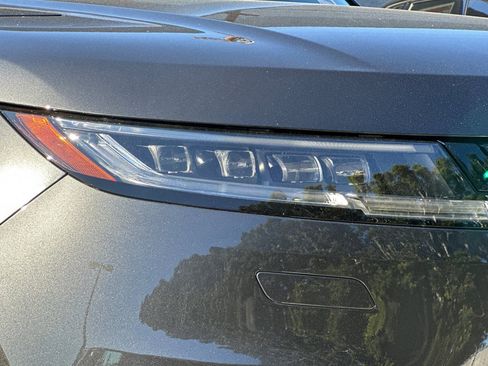 New 2026 Land Rover Range Rover Sport SE image 12