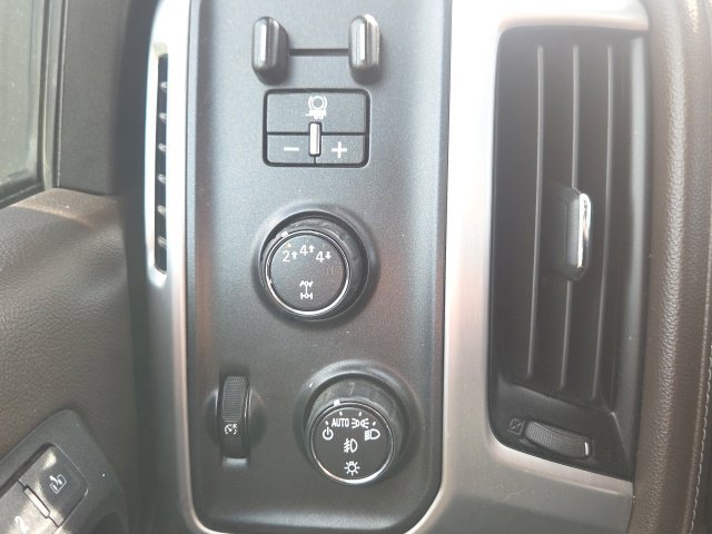 Used 2019 GMC Sierra 2500 SLT w/ Duramax Plus Package AWD/4WD image 23