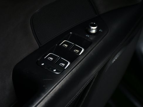 Used 2017 Audi RS 7 Performance w/ Driver Assistance Package image 18