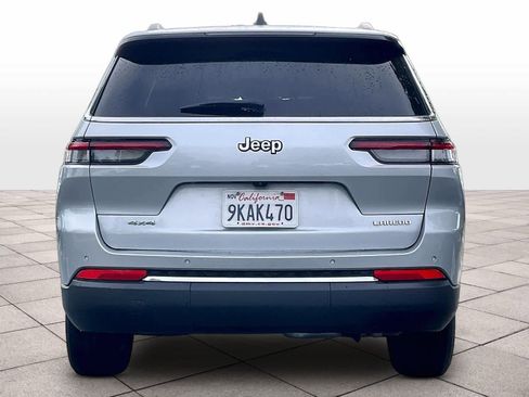 Used 2023 Jeep Grand Cherokee L Laredo image 6