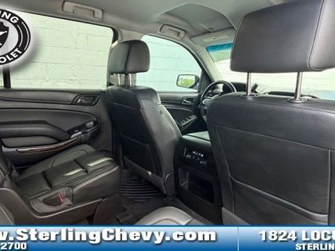 Used 2016 Chevrolet Suburban LT RWD image 13
