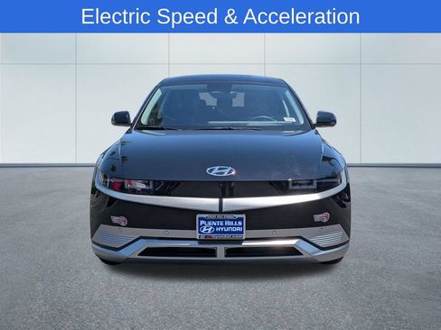 Certified 2024 Hyundai Ioniq 5 Limited RWD image 2