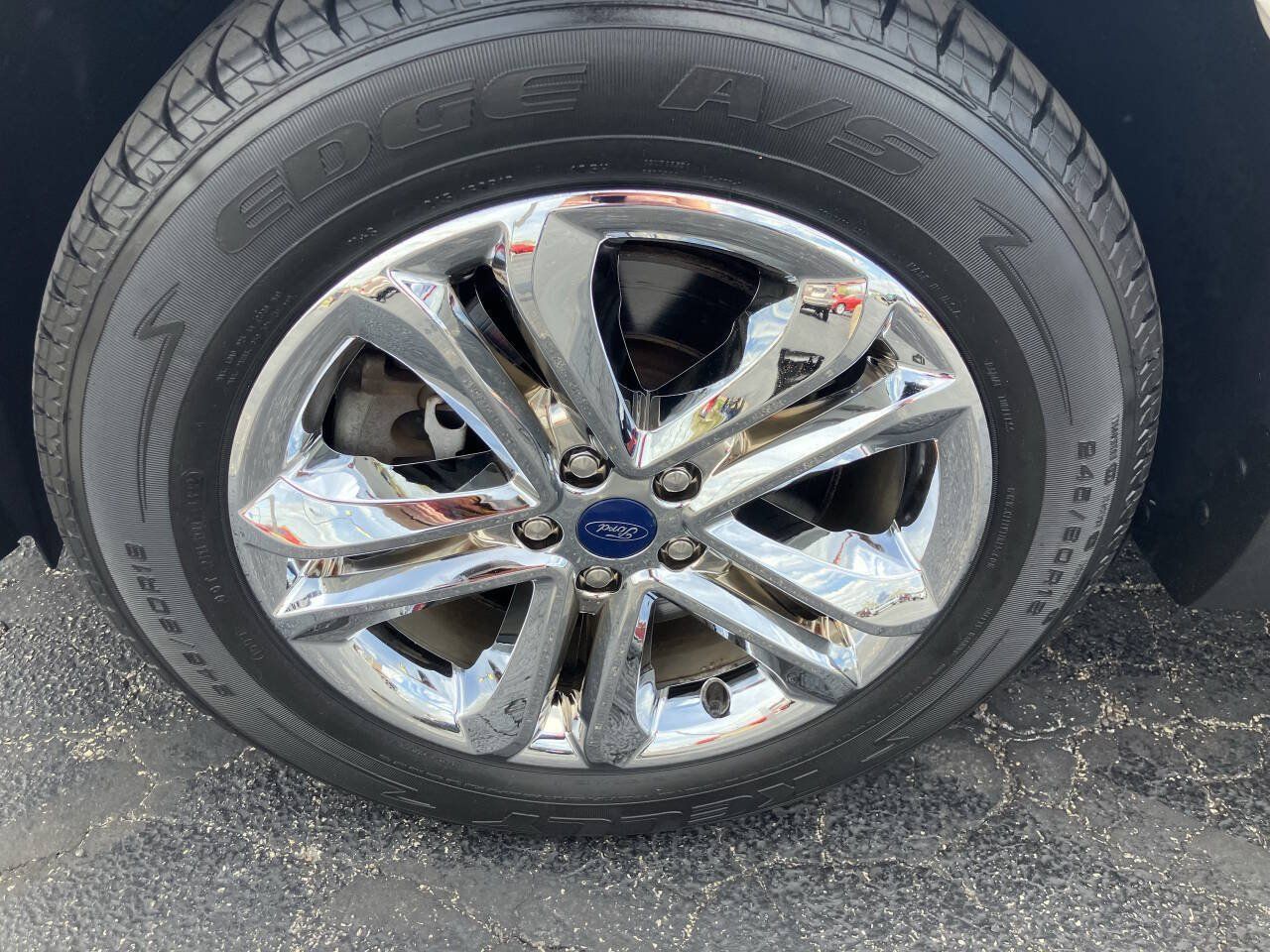 Used 2016 Ford Edge SEL w/ Equipment Group 201A AWD/4WD image 28