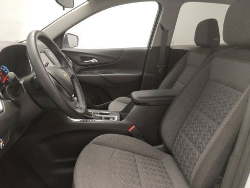Used 2024 Chevrolet Equinox LT image 17