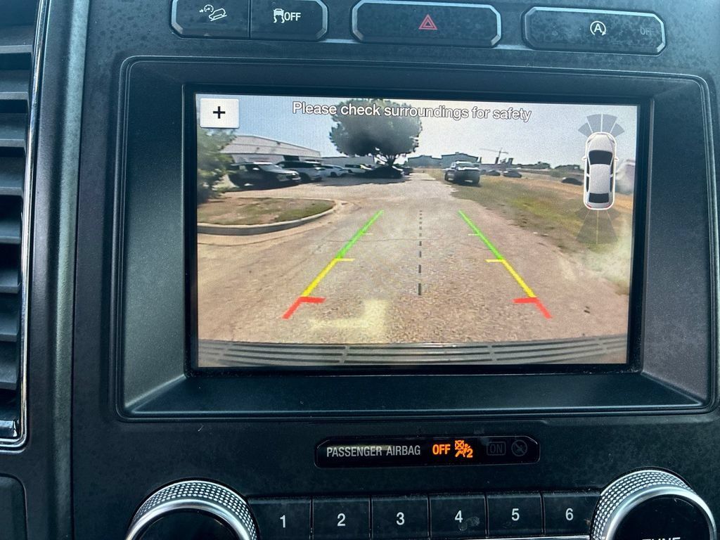 Used 2018 Ford Expedition Limited AWD/4WD image 14