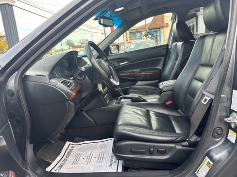 Used 2010 Honda Crosstour EX-L image 18