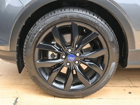 Used 2017 Ford Escape SE w/ Equipment Group 201A FWD image 13