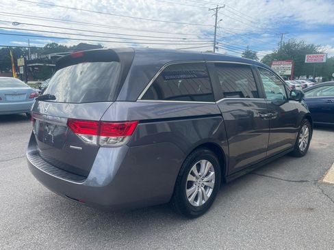 Used 2016 Honda Odyssey SE image 4