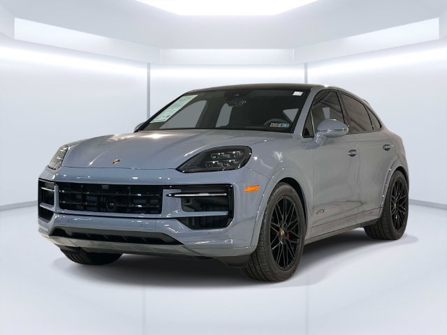 Certified 2025 Porsche Cayenne GTS AWD/4WD image 1