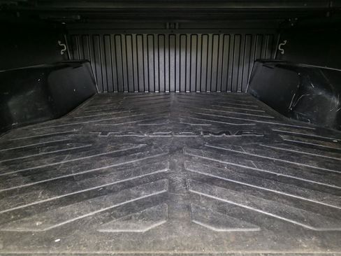 Used 2023 Toyota Tacoma SR5 AWD/4WD image 14