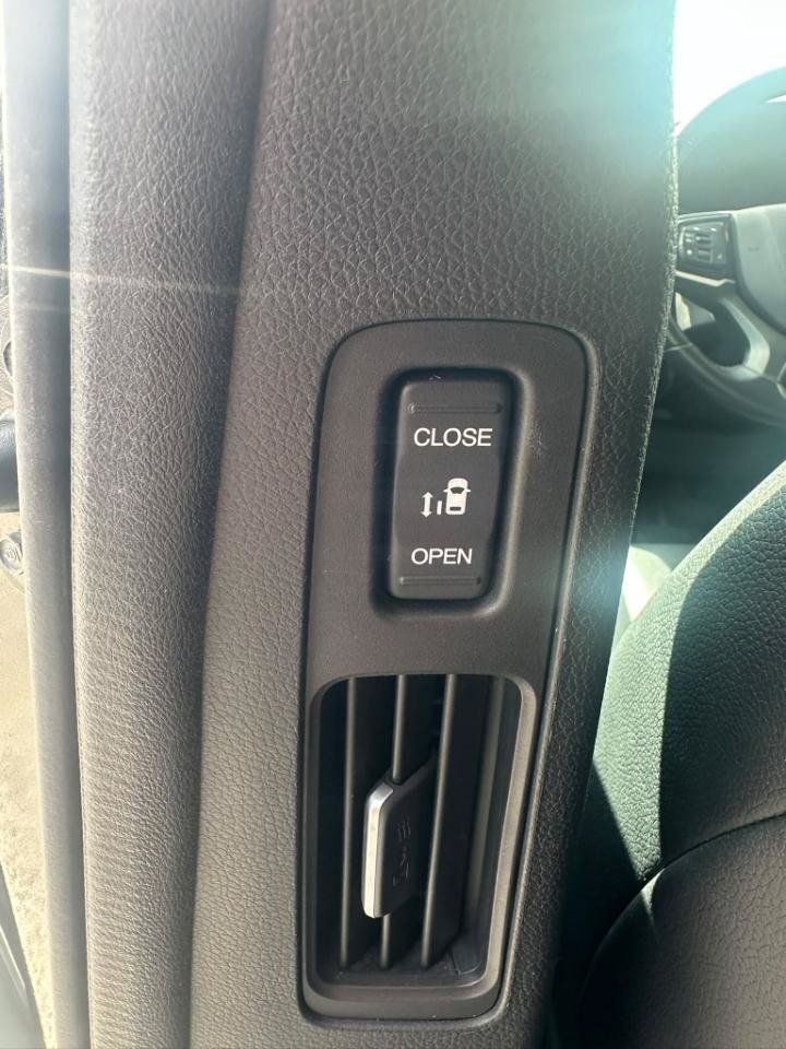 Used 2025 Honda Odyssey EX-L image 37